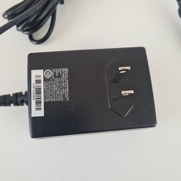 MW Mean Well AC/DC Switching Adapter Power Supply - Picture 5 of 7